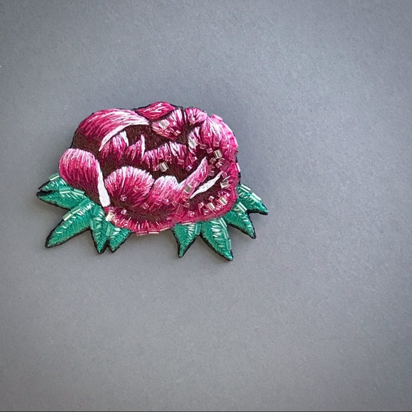 Flower brooch - Picture 2 of 6